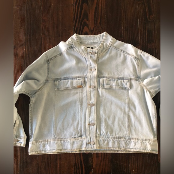 Zyia | Crossroads Denim Jacket | Cool Wash | Women’s XXL | NWT - Picture 2 of 8